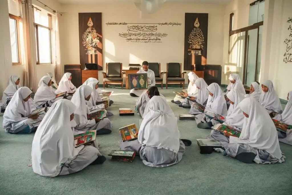 Siswa SMP Islam berkualitas di Jogja mengikuti program tahfidz Al-Quran